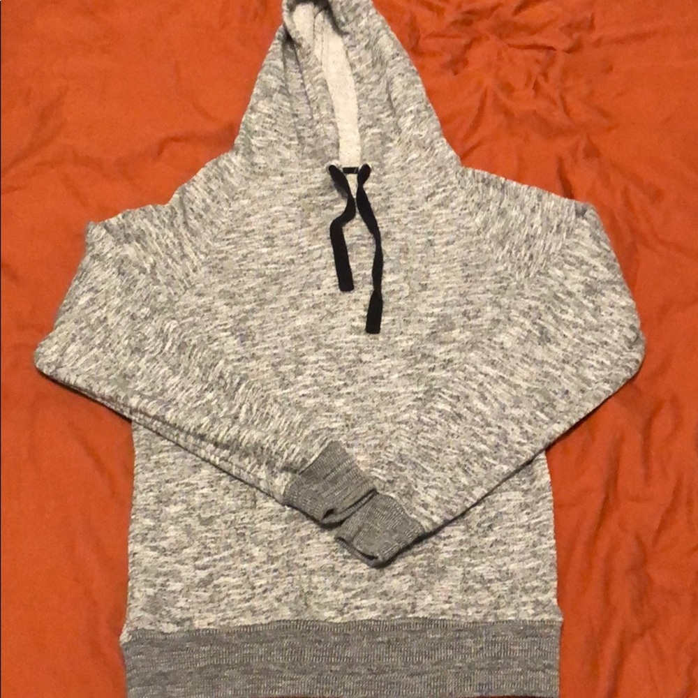 Lightweight sweater